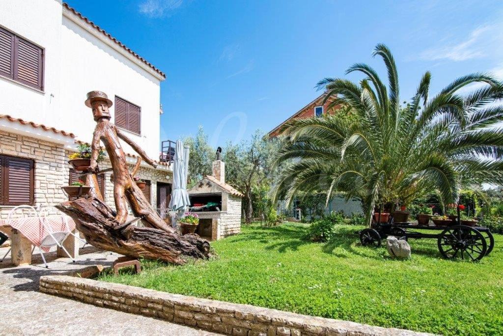Apartments Bencic Premantura Exterior photo